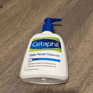 Cetapgil daily facial cleanser